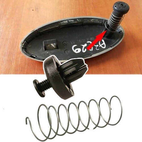 Front grille oval badge - front,